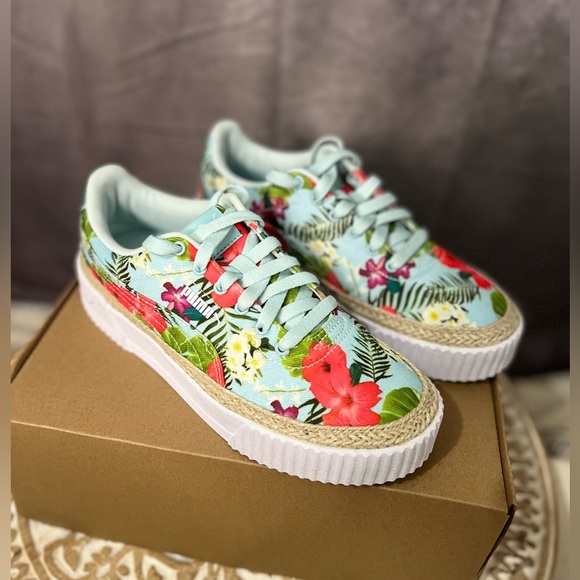 Puma Woman’s Carina Espadrille Platform Tropical Flowers | Sz 8 - Picture 7 of 11